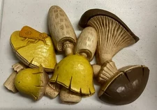 Syroco Inc Mushrooms Made In USA VTG Wall Hangings Plastic Hg1