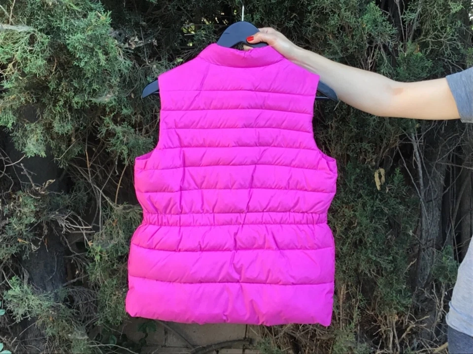 Chaqueta Chaleco Puffer Gap Niños Niñas Talla XXL (14-16) Color: Magenta Hecho en INDONESIA Foto 3 de 4
