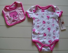 Girls Buster Brown White Pink 2 Pc Kitty Cat Heart Bodysuit Sweet Bib Sz 6-9M