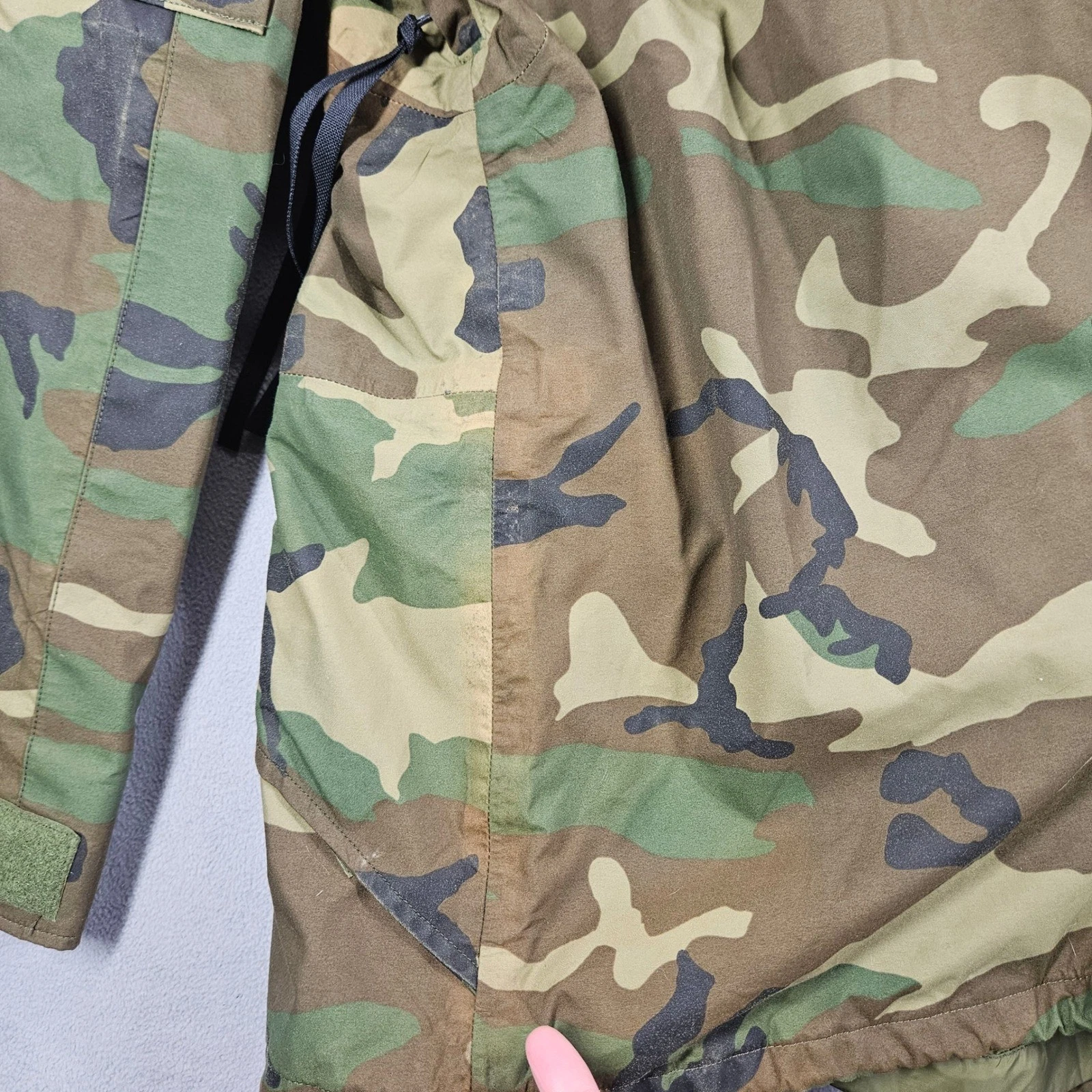 US Military Extended Cold Weather Parka Mens XL Hooded Camo Woodland Jacket - product detail image 19
