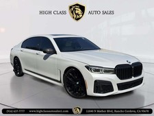 2022 BMW 740i 740i