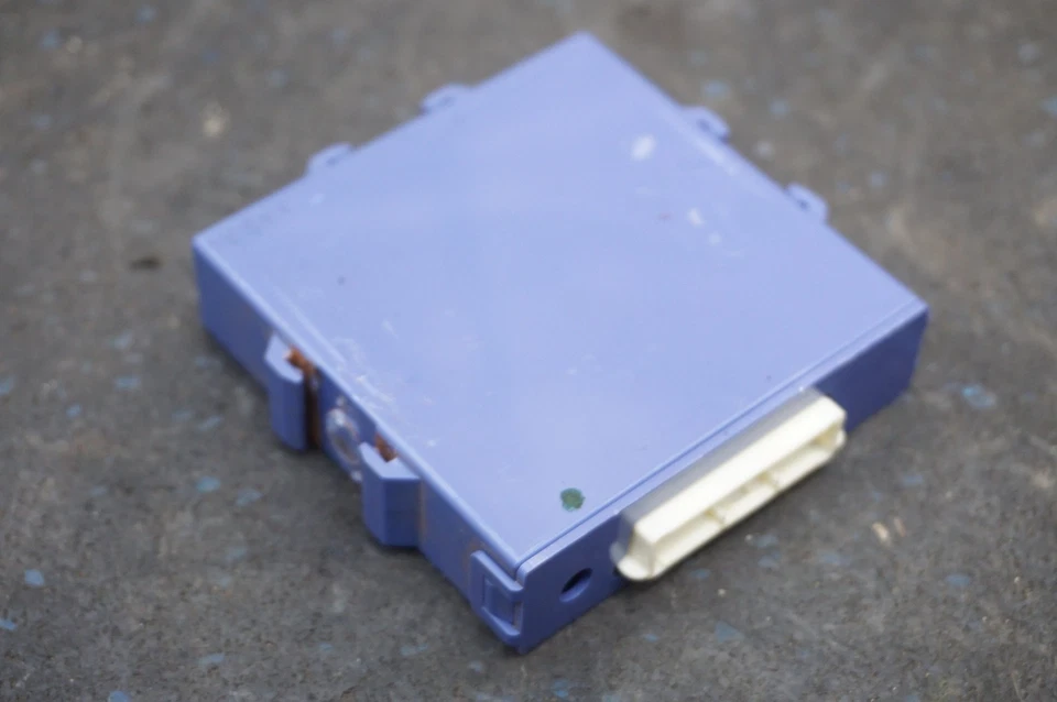 Clearance Warning Parking Assist Module OEM 8934035030 Toyota 4 Runner 2010-13 - Image 3 of 3