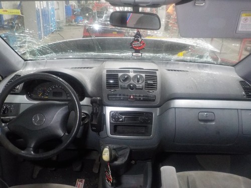 Puerta trasera izquierda mercedes-benz viano cdi 2.0 - Imagen 12 de 12