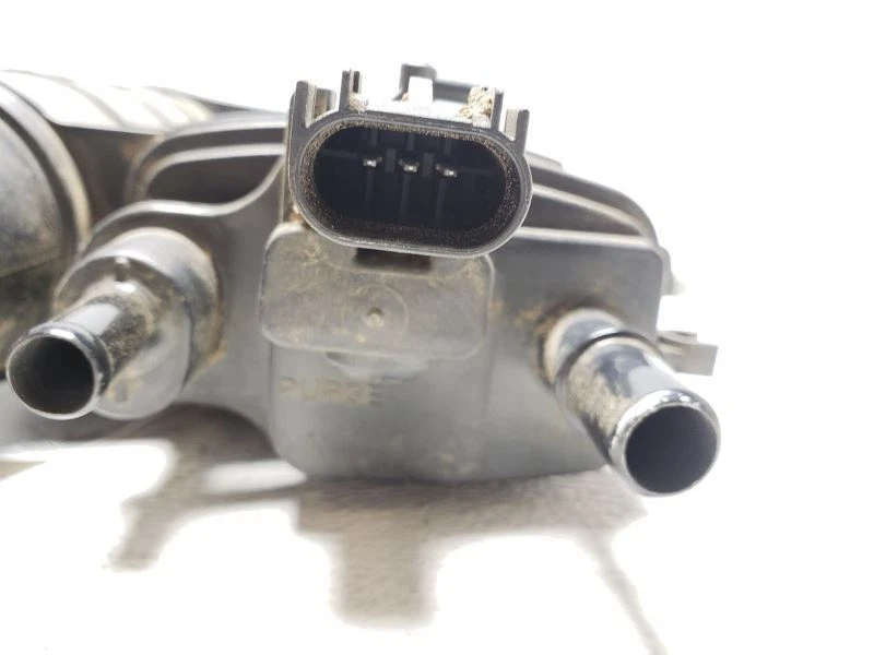 2016 - 2021 Mazda MX-5 Miata Fuel Vapor Canister Charcoal OEM PEES-13-96Z - Image 4 of 4