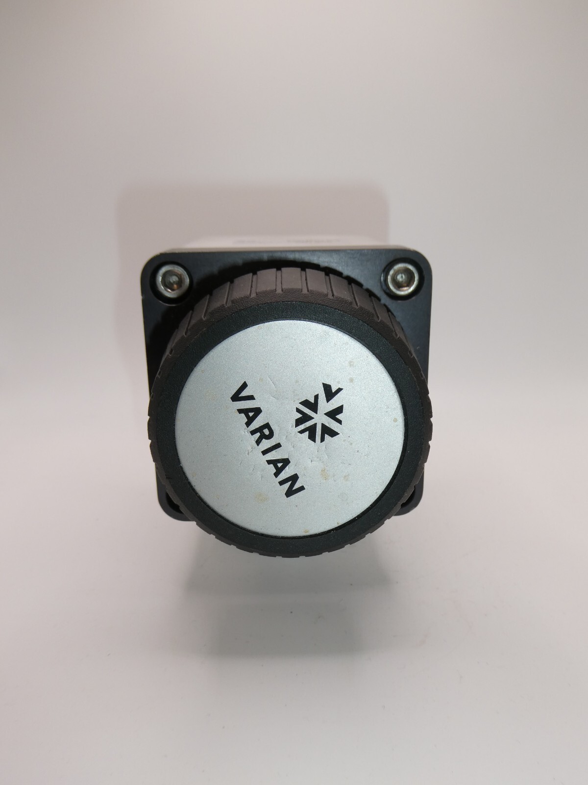 Varian NW40 (H/O) L6280303 Right Angle Aluminum Block Valve