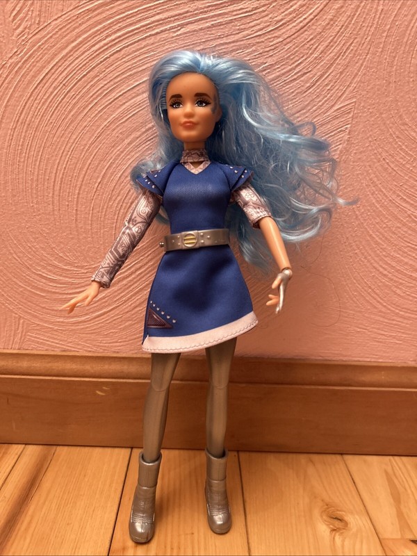 Disney Zombies 3 Addison Fashion Doll Blue Hair~Bracelet & Boots 2014 Hasbro EUC