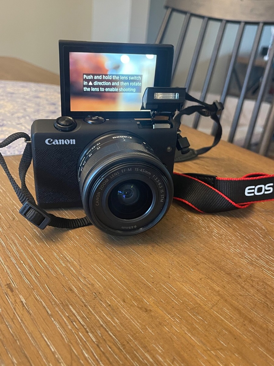 【値下げ中‼️】Canon キヤノン EOS M200ブラック+おまけ付き Canon キヤノン EOS M200ブラック+おまけ付き