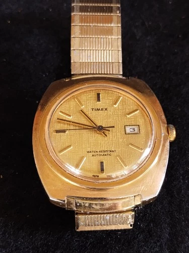 Vintage Timex Automatic Gold Tone Mens Wrist Watch Date Water Resistant