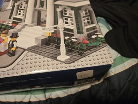 LEGO Creator Expert: Town Plan (10184) - New But Creased And Damaged Box