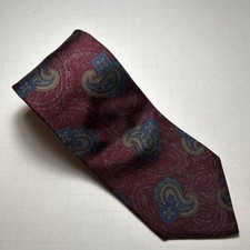 John Henry 100 Silk Necktie Burgundy Blue Tan Paisley 3.5 x 56 USA GUC