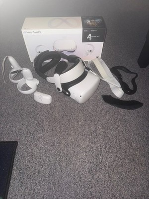 Meta Oculus Quest 2 128GB Standalone VR Headset - White READ