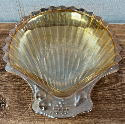 Iridescent Marigold Carnival Glass Clam Scallop Vintage Shell Shaped Dish Fruit