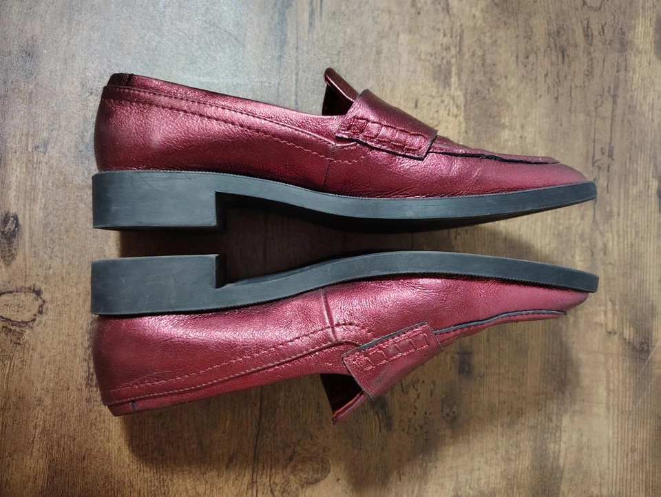 Mocasines Zara para mujer de cuero rojo metálico Penny 38 UE 7,5 EE. UU. Foto 4 de 4