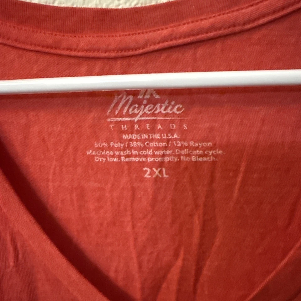 Womens Majestic Red Philadelphia Phillies 2022 World Series Size 2XL NWT - Image 2 of 4