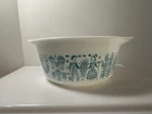 Vintage Pyrex Amish Butterprint 441 Cinderella Mixing Bowl 1-1/2 Pint Turquoise