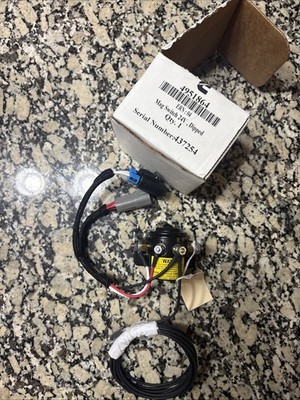 Cummins 4951864 Dipped Magnetic Switch 24V