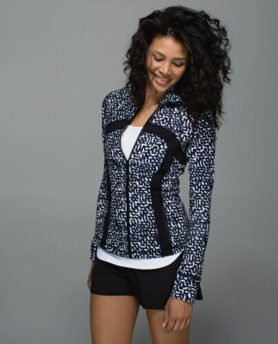 Lululemon Define Jacket size 4 Net Pop White Black NWT Luon Lululemon Define Jacket size 4 Net Pop White Black NWT Luon