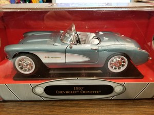 road signature 1957 chevrolet corvette