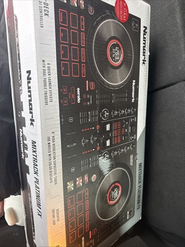 Numark Mixtrack Platinum FX DJ Controller