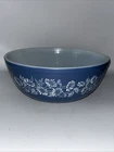 Vintage Pyrex #404 Colonial Mist Blue Mixing Bowl 4 QT