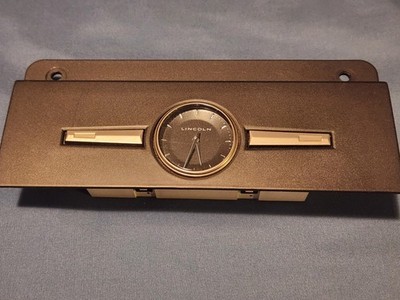 03-04-05-06-07-08-09-10-11 Lincoln Town Car Dash Clock OEM