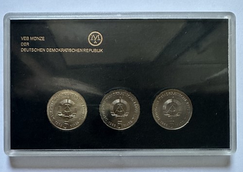 3 x 5 Mark 1983 DDR Martin Luther Ehrung Set mit Wartburg Münzen (892) - Picture 2 of 2