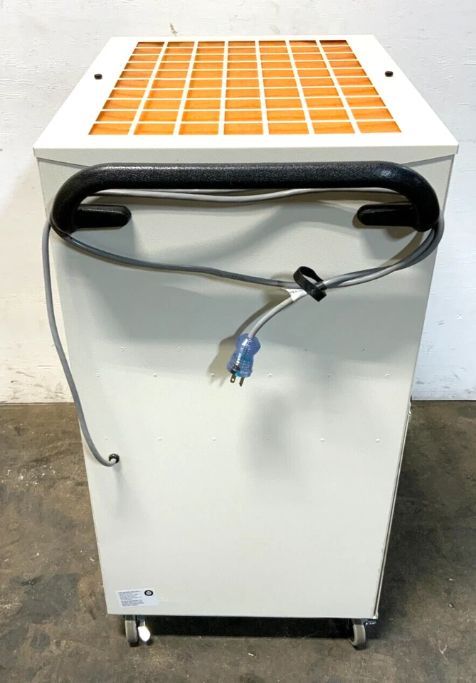 Sistema de purificación de aire Omnitec OA1600PAC-001 Omniaire 1600PAC HEPA-UVGI D12A Foto 3 de 4