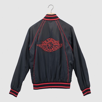 VTG 1985 Nike AIR JORDAN 1 OG Wings Satin Jacket, Black with red