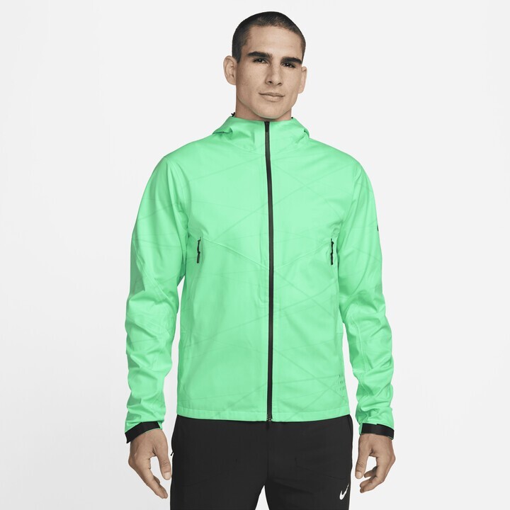 NIKE Run Division Running Jacket Mサイズ Amazon.com: Nike Men's Therma-FIT Repel Run Division Miler Hooded