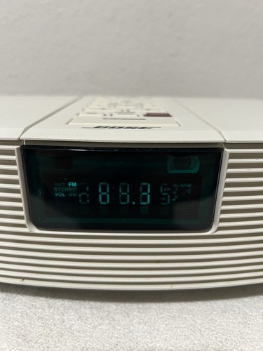 Bose Wave Radio AWR113 Very Dim Display W/ Remote Manual Antenna Tested Works - Picture 3 of 13