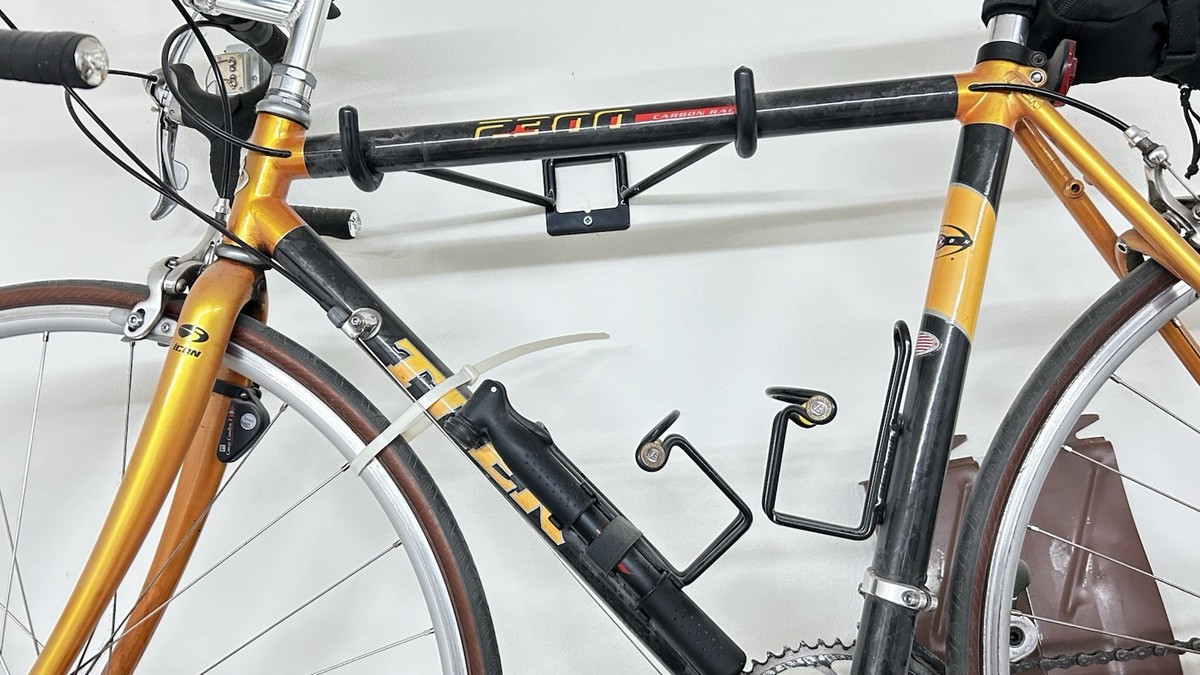 🔥 Trek 2300 Carbon Race Bike – Ultra Lightweight Speed Machine