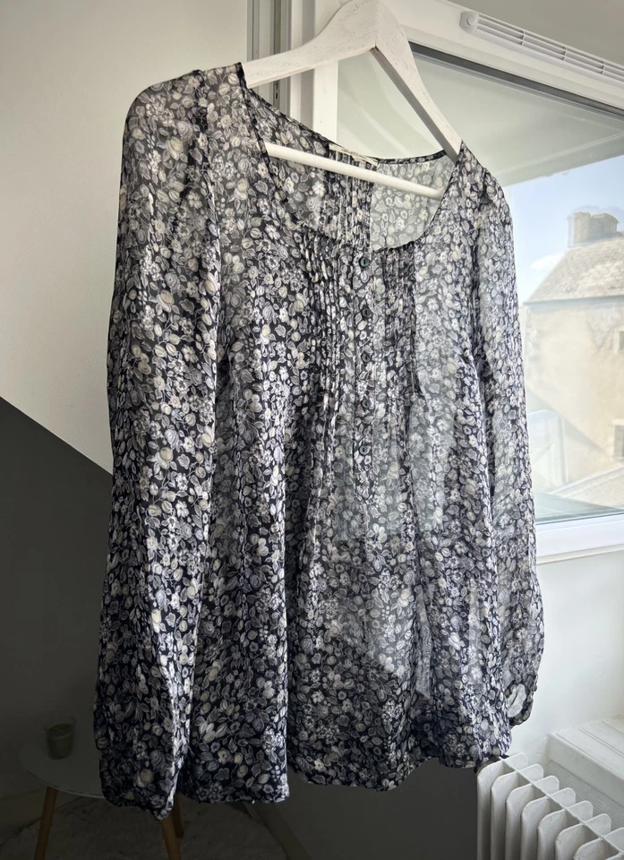 Gerard Darel 100% Silk Floral Blouse Sheer Vintage French Size 38 - Photo 2/4