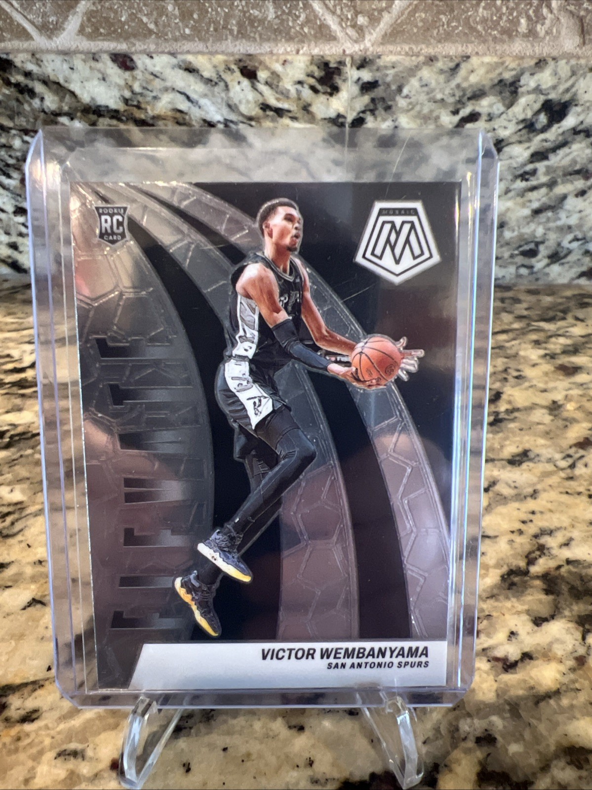 2023-24 Panini Mosaic - Elevate Victor Wembanyama #18 (RC)