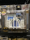 Funko Pop! Town, Batman w/ Hall of Justice #09, Batman 80th Anniversary! NRFB +