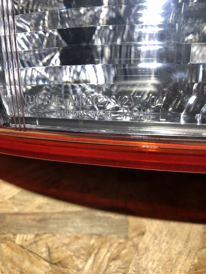 LEXUS OEM FACTORY DRIVERS LH JUEGO DE LUCES TRASERAS EXTERIORES E INTERIORES 2008-2013 IS F Foto 2 de 4