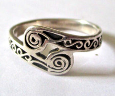 Bague en argent poinçon 925 Toulhoat Triskel Breton taille 56 rare bijou 3477