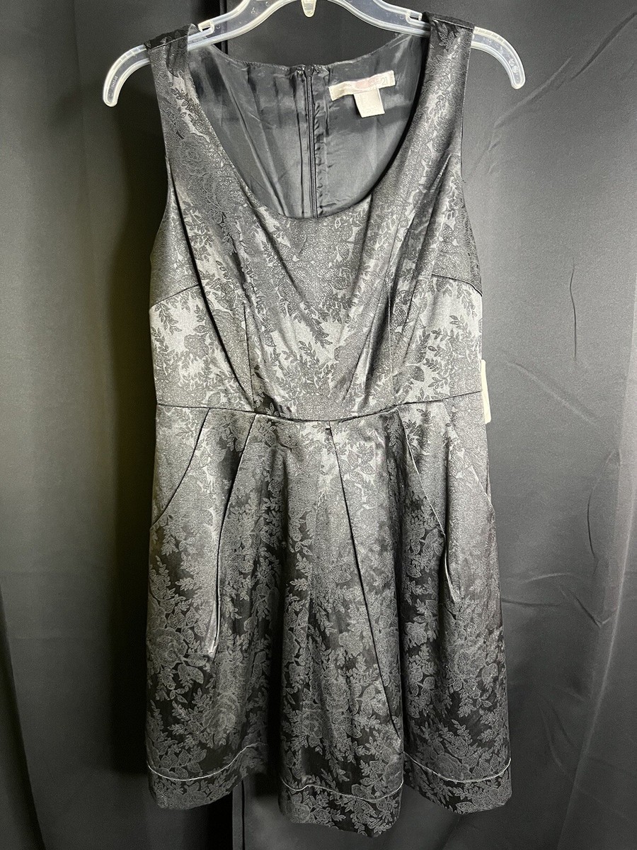 open lace back dress Forever 21 Tiered Bell-Sleeve Mini Dress Black X-Small at Amazon Women's  Clothing store