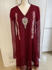 pakistani indian wedding party Formal dress Have Beautiful Hand Embroidery .