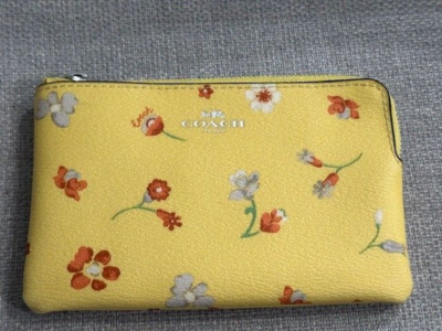 Coach C8701 Corner Zip Wristlet Mystical Floral Yellow Multi No