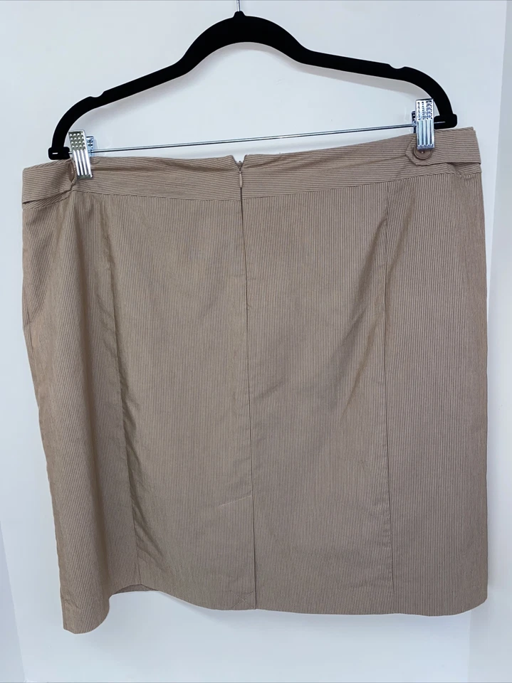 Attention Women's Plus Size (18) Beige Pencil Skirt - CLASSIC  - Image 2 of 4
