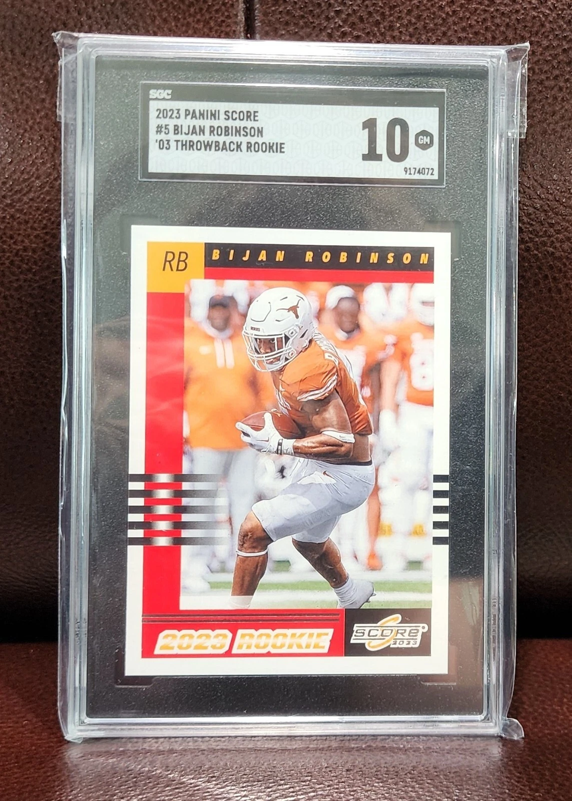 Bijan Robinson Panini Score 2003 Throwback Rookie #5 Gold Zone