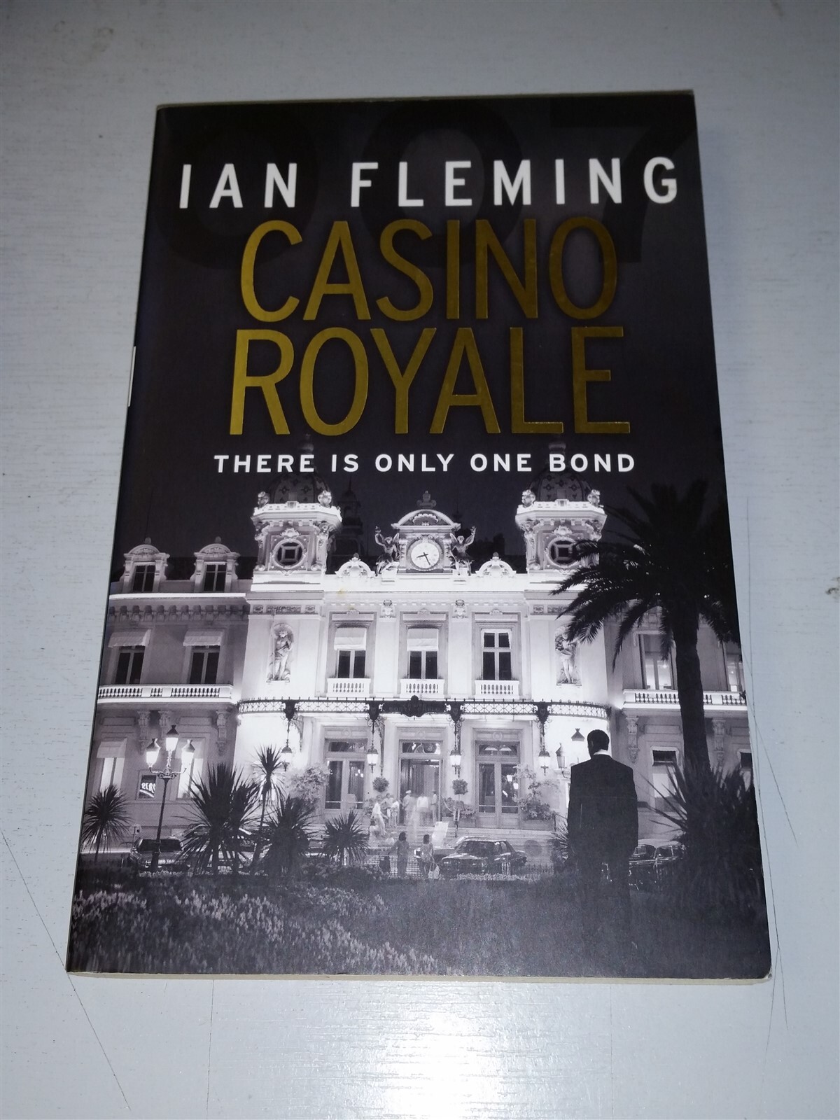 CASINO ROYALE IAN FLEMING VINTAGE BOOKS TPB PAPERBACK BOX 1