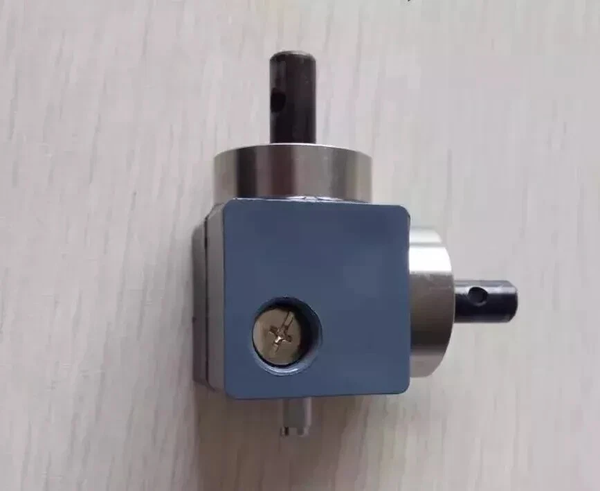 Ruote Coniche Ingranaggi Conici 1.5 Moduli Acciaio - 30 Denti 90 Gradi Per Trasmissioni Meccaniche Ruote Coniche 1.5 Moduli - Foto 4