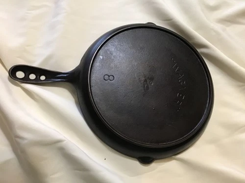 Vintage  Wagner CAST IRON shallow skillet # 8  (handle with 3 holes)