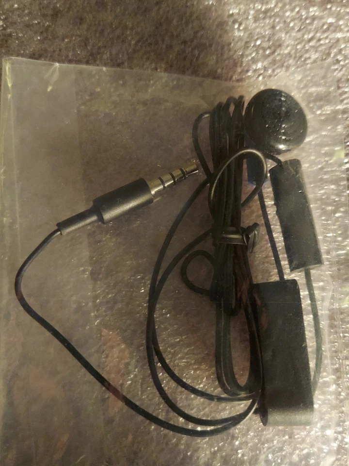 NEW Qty 6 Lot Sony Playstation 4 PS4 Mono In-Ear Chat Earbud with Mic Sealed - Image 3 of 3