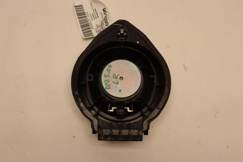 2020-2024 CHEVY SILVERADO 2500HD 3500HD PORTA TRASEIRA ESQUERDA ALTO-FALANTE BOSE FABRICANTE DE EQUIPAMENTO ORIGINAL - Imagem 4 de 4