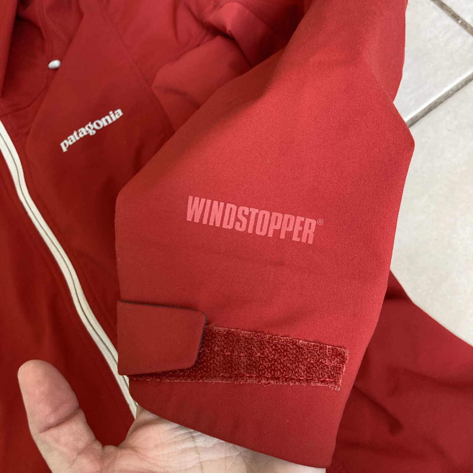 Patagonia Dimensions Softshell Windstopper Hooded… - image 8