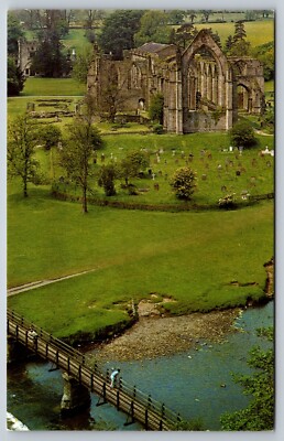 Postcard England North Yorkshire Wharfedale Bolton Abbey River Wharfe   25B