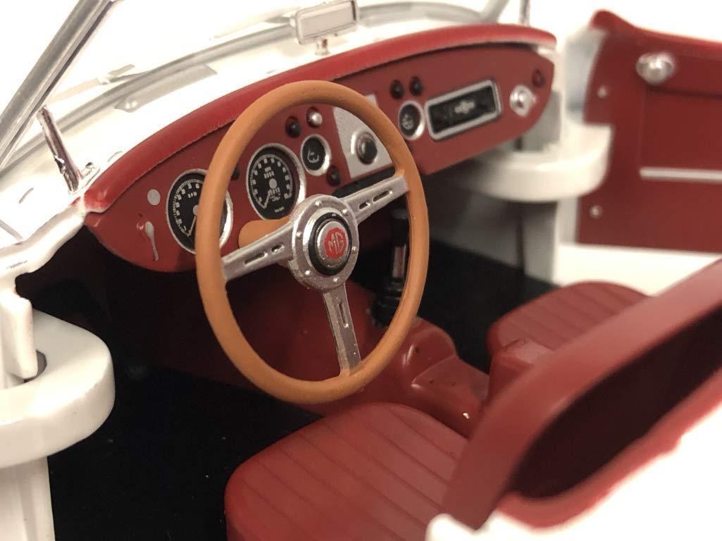 MGA MKII A1600 Open 1961 with Luggage Rack 118 Triple 9 1800164 eBay