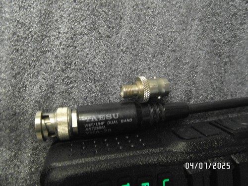 DMR Funkgerät mit opengd77 software (+ analog vhf/uhf + Zubehör,)wie neu ! - Photo 4/4